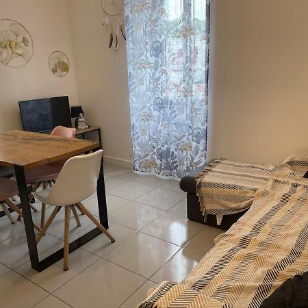 Garaldia Apartment ก็องโบ-เล-แบ็ง ภายนอก รูปภาพ